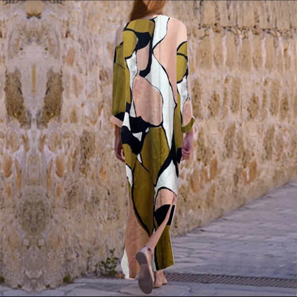 Colorful Short Sleeve, B-Neck, High Low Dress - Picture 5 of 10